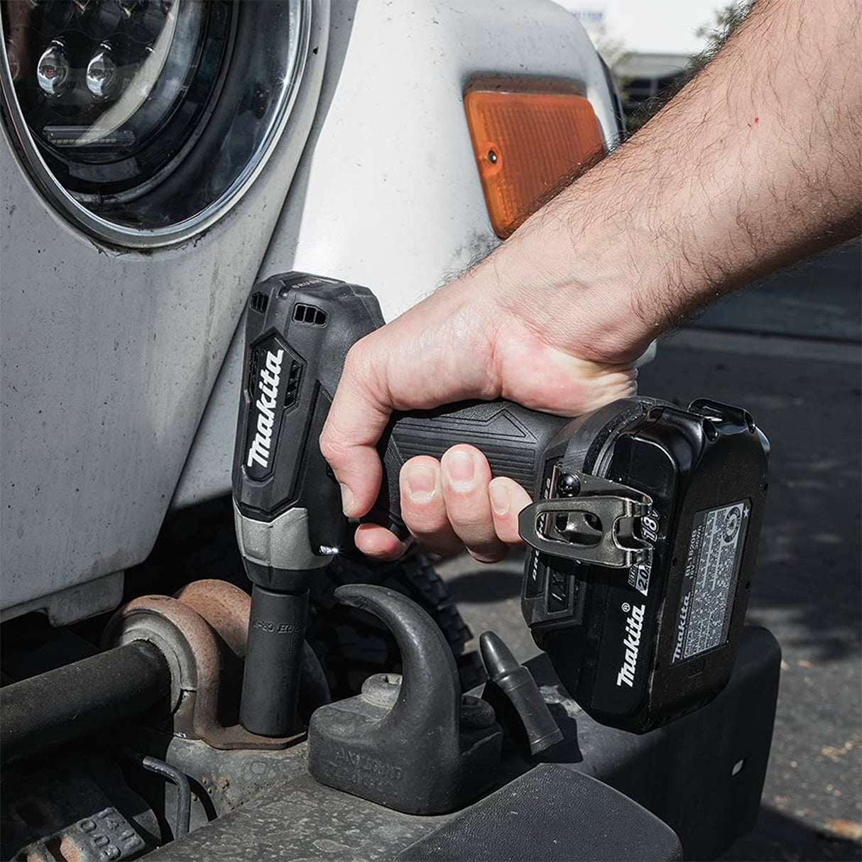Makita DTW180TX1B 3/8" Brushless Sub-Compact Cordless Impact Wrench with 5.0 Ah Battery and Charger Kit